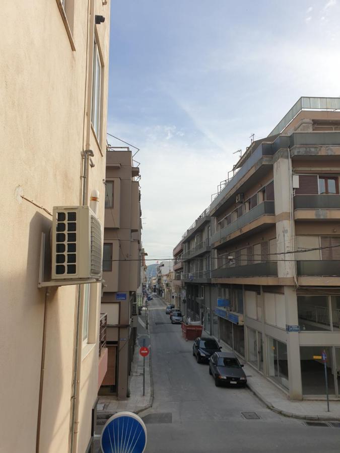 Central Studio Very Close To The Port Of Volos Luaran gambar